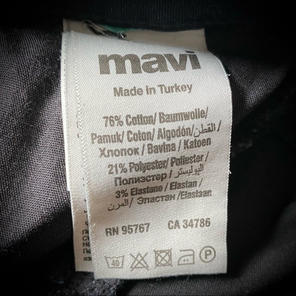 High-Rise Super Skinny Jeans. - Picture 5 of 7